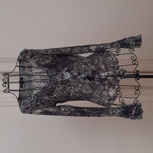 Karen Kane ruffled blouse - medium